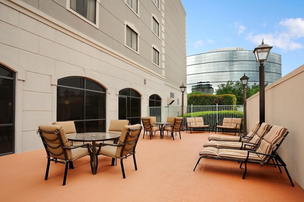 Embassy Suites By Hilton Houston Near The Galleria Kültér fotó