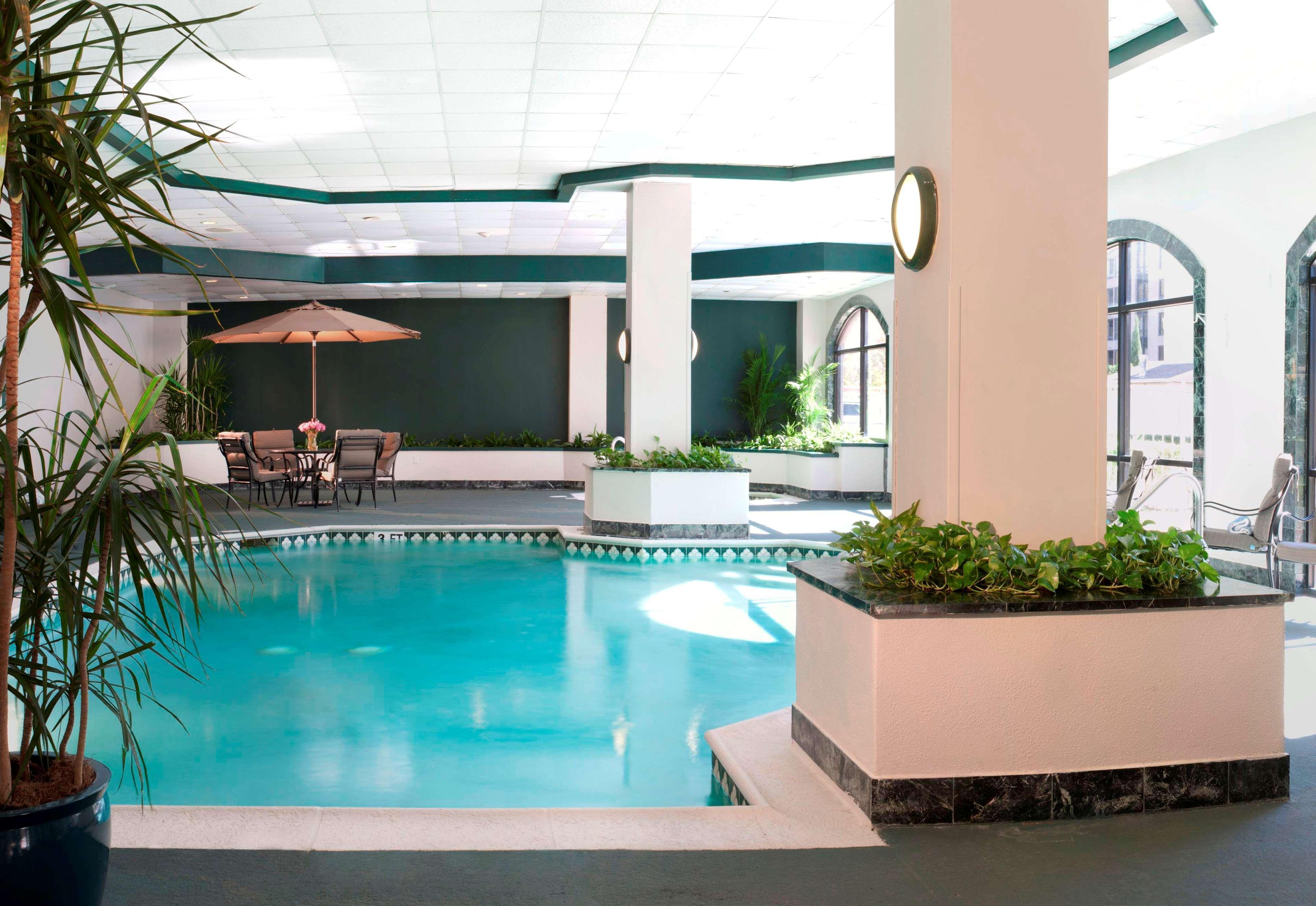 Embassy Suites By Hilton Houston Near The Galleria Kültér fotó
