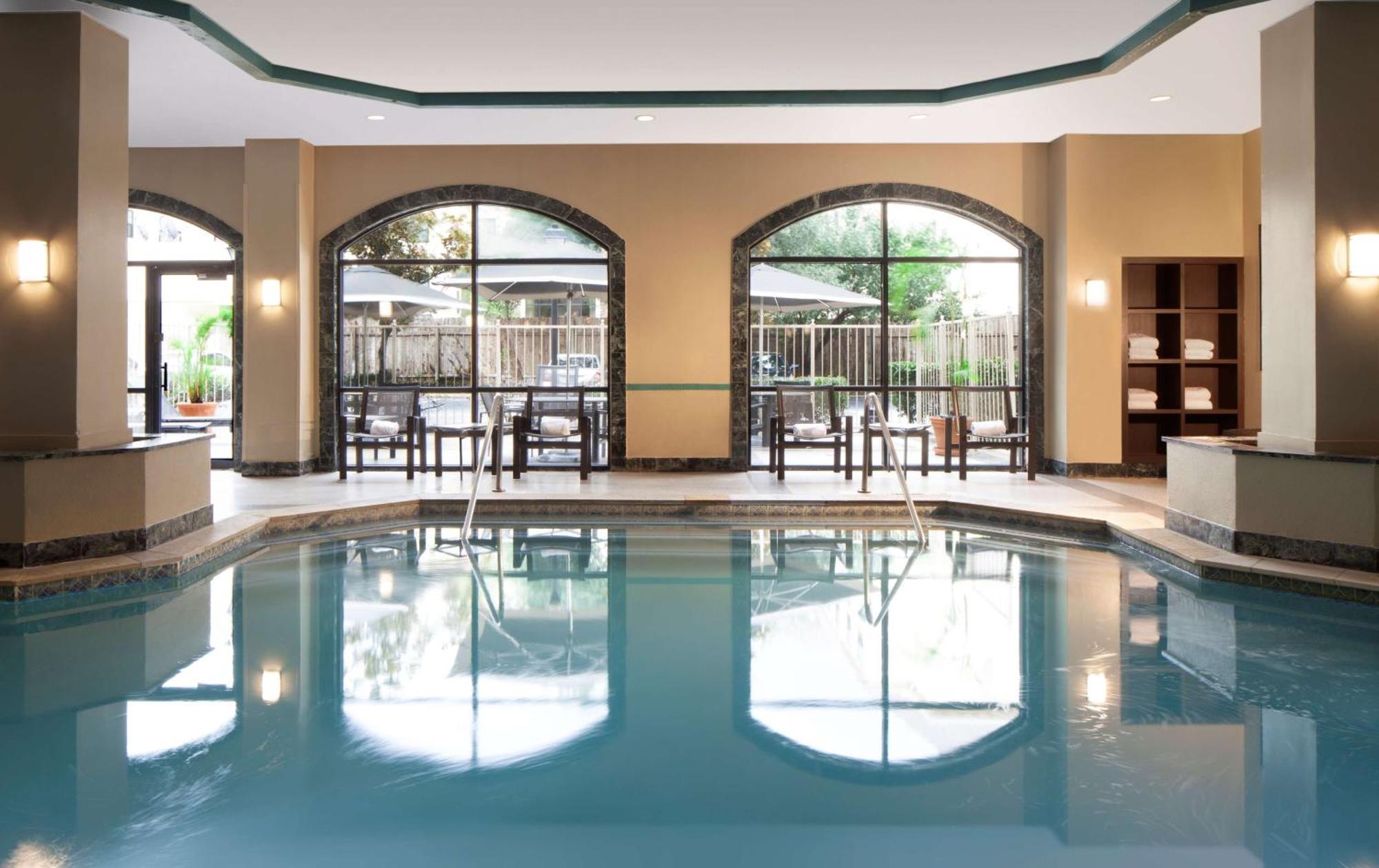 Embassy Suites By Hilton Houston Near The Galleria Kültér fotó